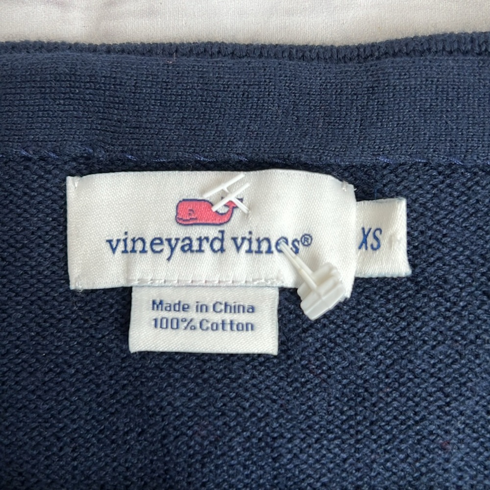 Vineyard Vines Anchor & Chain Sweater Navy with Red Detail XSmall - Picture 5 of 7